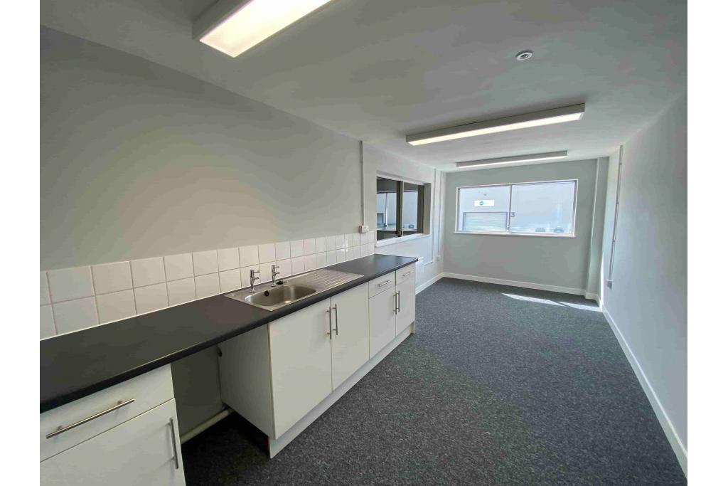 Cartwright Road – Units 1–4, Pin Green Industrial Estate, Stevenage, Hertfordshire SG1 5BU