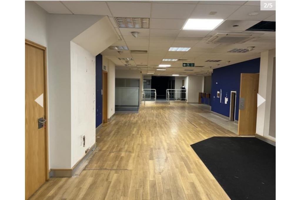 25 High Street Bank Building – Bank / Retail Unit, North Hertfordshire Submarket, Hitchin