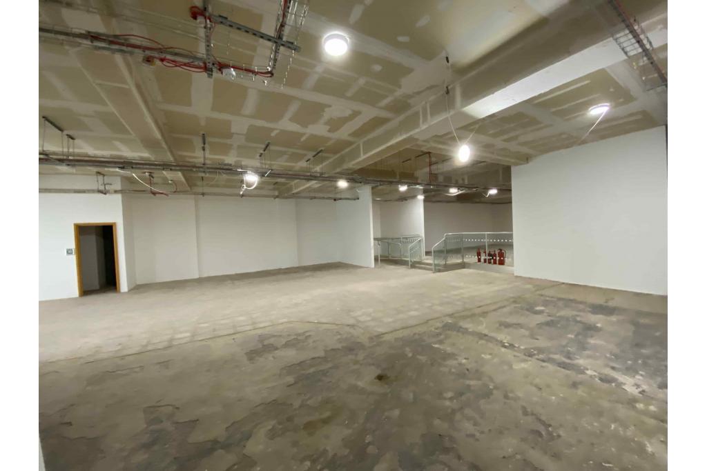 25 High Street Bank Building – Bank / Retail Unit, North Hertfordshire Submarket, Hitchin