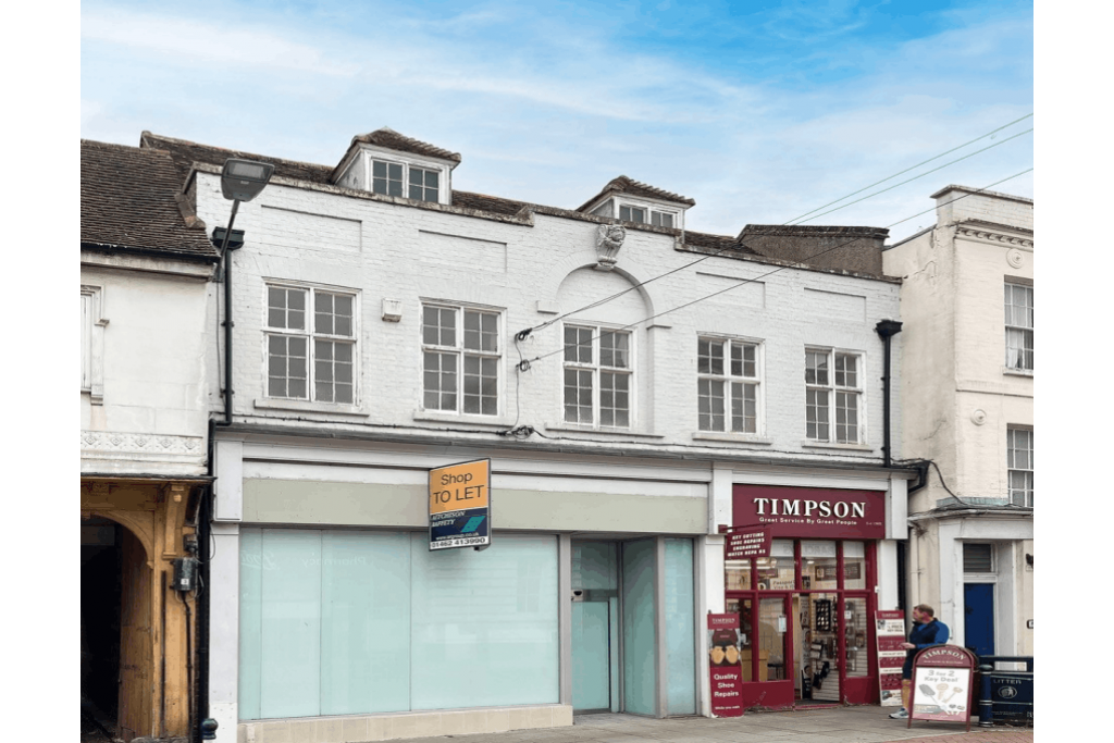 25 High Street Bank Building – Bank / Retail Unit, North Hertfordshire Submarket, Hitchin