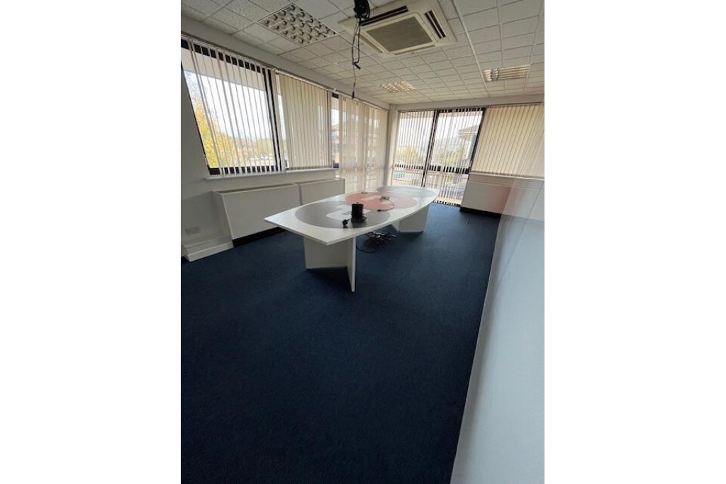 John Tate Rd – Foxholes House, Office, East Hertfordshire Submarket, Hertford