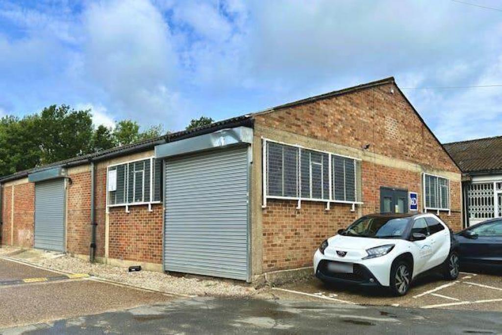 16 Mimram Rd – Light Manufacturing, East Hertfordshire Submarket, Hertford