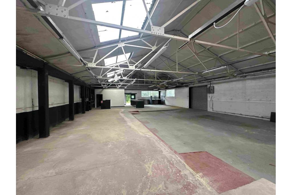 16 Mimram Rd – Light Manufacturing, East Hertfordshire Submarket, Hertford