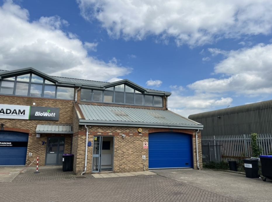 Newark Close – The Quadrant, Light Manufacturing, North Hertfordshire Submarket, Royston,