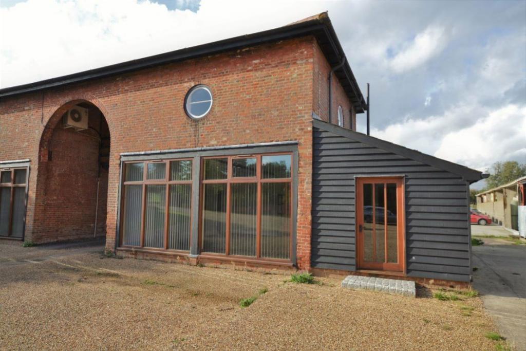 Royston Rd – Coach House, Office, East Hertfordshire Submarket, Buntingford, Hertfordshire SG9 9RS