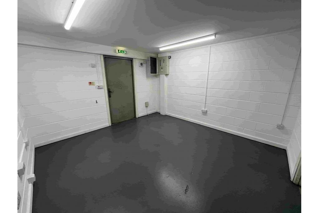Sand Ln – Warehouse Unit, Industrial, Sandy, Bedfordshire SG19 2DQ