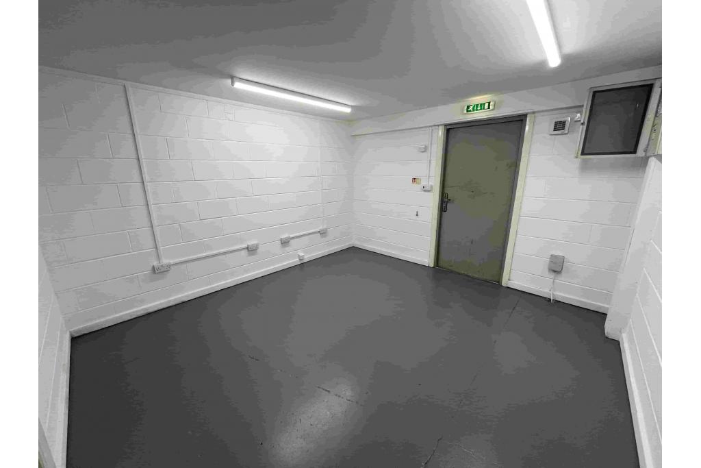 Sand Ln – Warehouse Unit, Industrial, Sandy, Bedfordshire SG19 2DQ