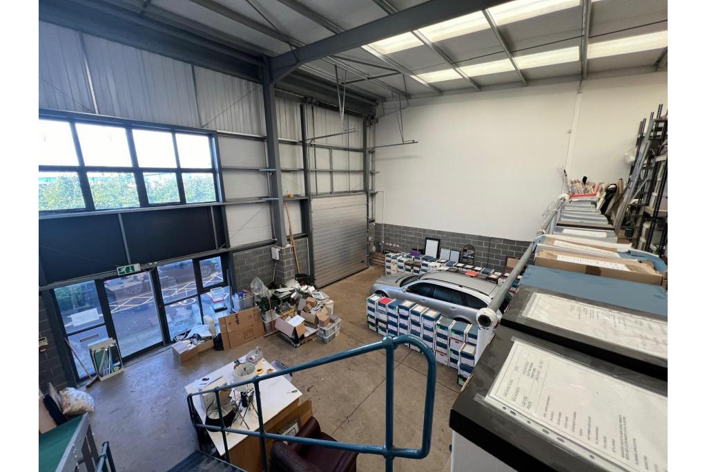 Unit F Gateway 1000, Whittle Way - Arlington Business Park, Light Distribution