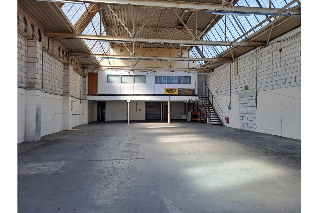 Wilbury Way - Unit 5–15, Cam Centre, Warehouse Unit, Hitchin, Hertfordshire