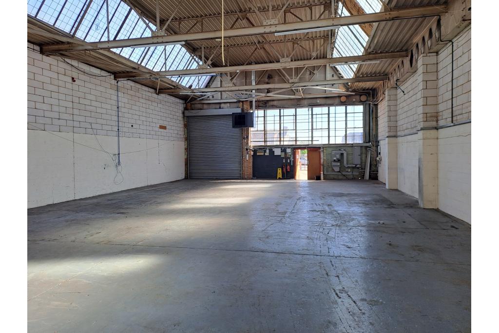 Wilbury Way - Unit 5–15, Cam Centre, Warehouse Unit, Hitchin, Hertfordshire