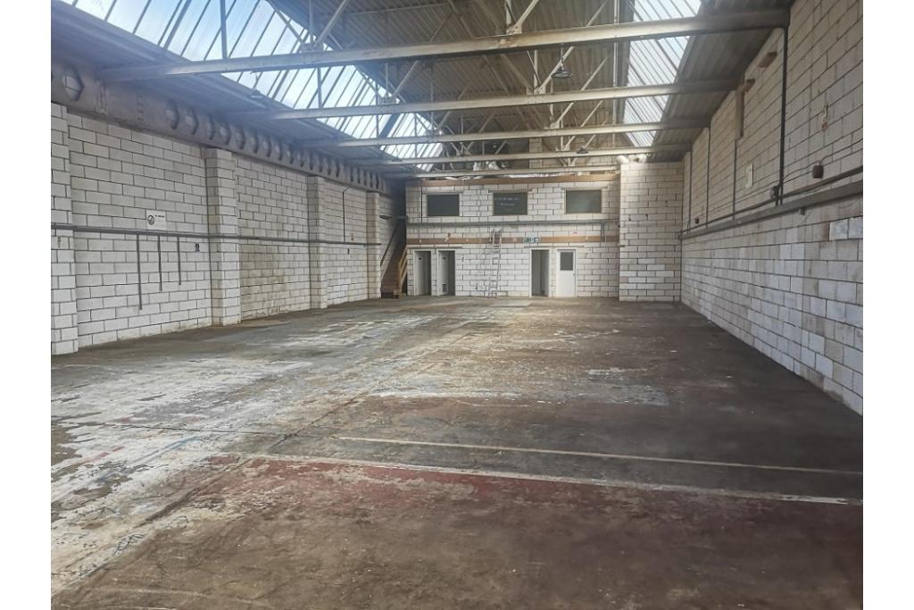 Wilbury Way - Cam Centre, Warehouse Unit, Hitchin, Hertfordshire