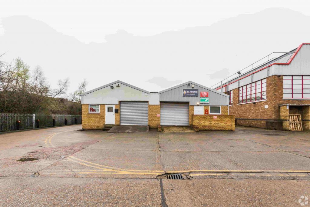 Wilbury Way - Cam Centre, Warehouse Unit, Hitchin, Hertfordshire