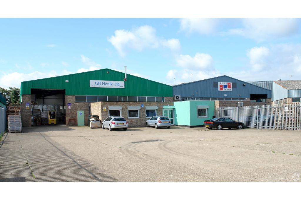 Albone Way, Albone Way Industrial Estate, Warehouse, Biggleswade, Bedfordshire