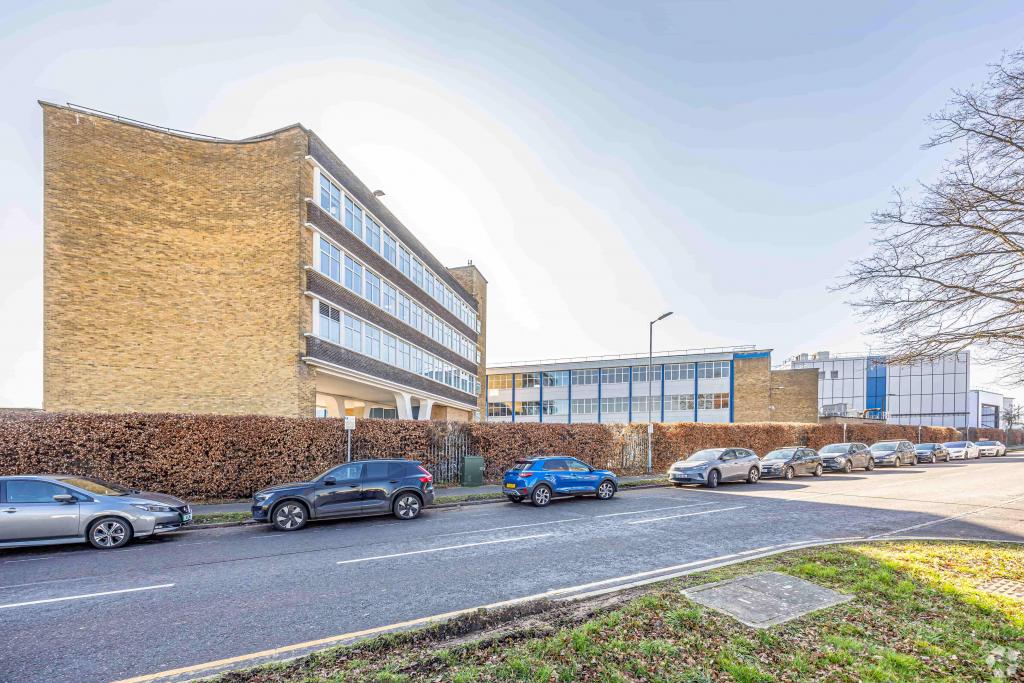 Gunnels Wood Rd – Centric, Manufacturing Unit, Stevenage, Hertfordshire