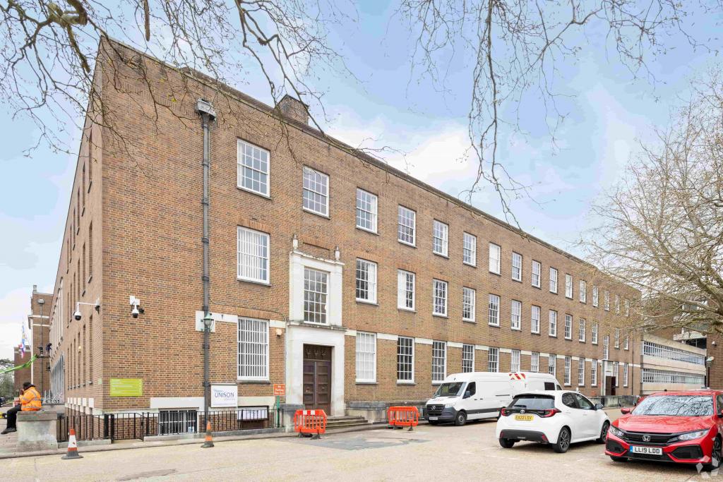 County Hall, Pegs Ln, Office, Hertford, Hertfordshire SG13 8DN, United Kingdom