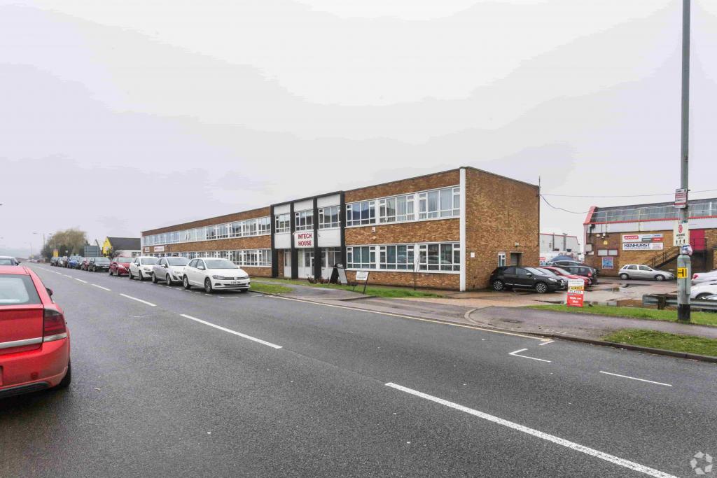 Wilbury Way – Bracey House, Cam Centre, Office Unit, Hitchin, Hertfordshire SG4 0TW, United Kingdom