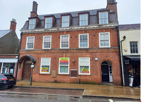 11 High Street - Shopfront Retail/Residential, Biggleswade, Bedfordshire
