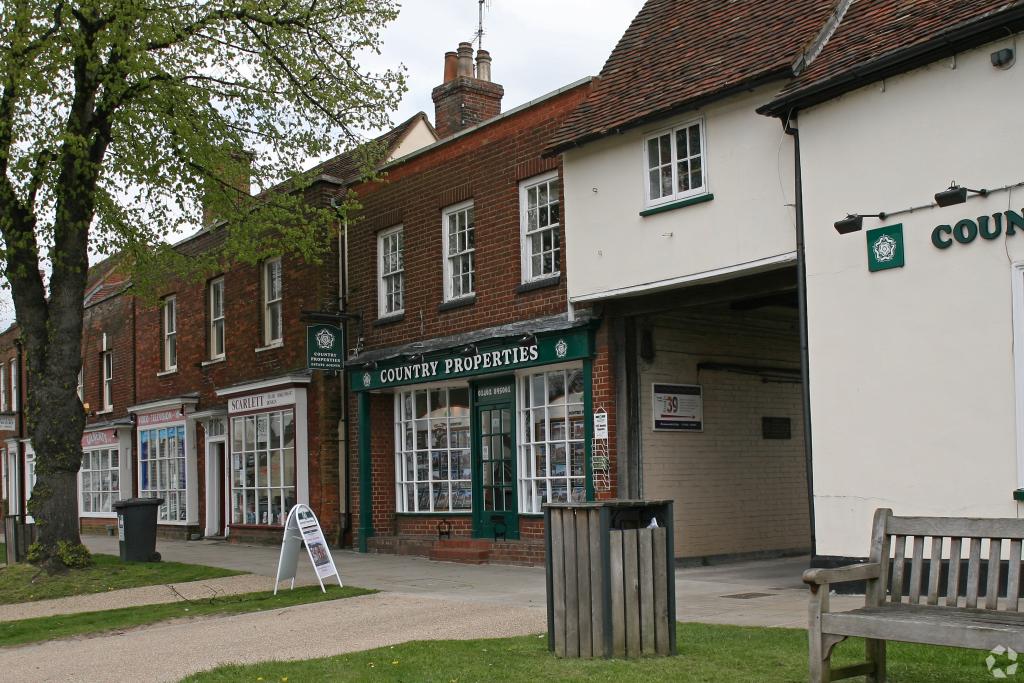 39 High Street - Shopfront Retail / Office Unit, Baldock, Hertfordshire