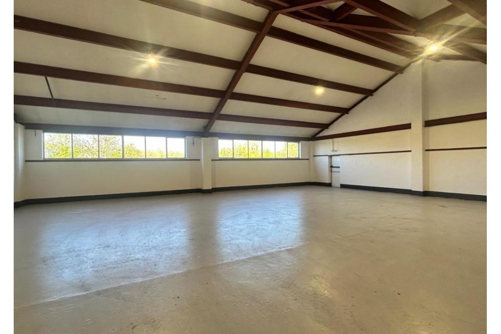 25 Knowl Piece - Office Space for Lease, Hitchin, Hertfordshire SG4 0TY