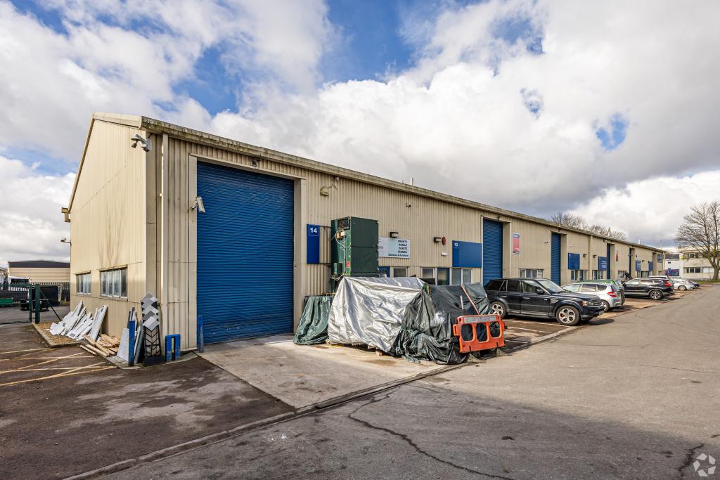 9-14 Lacre Way - Warehouse Space for Lease, Letchworth Garden City, Hertfordshire