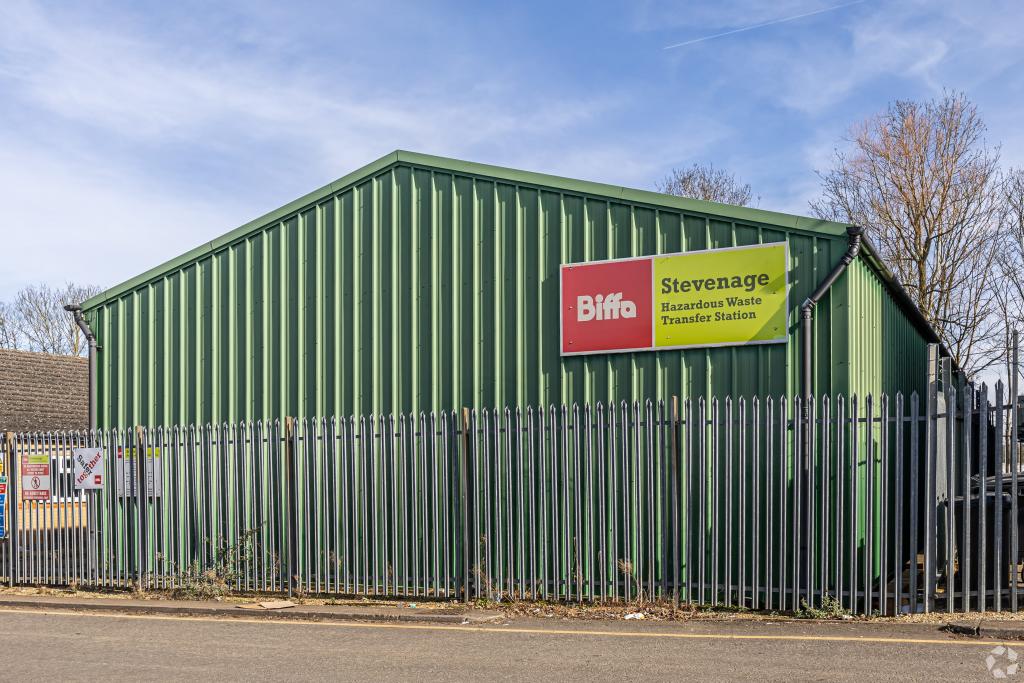 Leyden Road - Waste Management Warehouse, Stevenage, Hertfordshire SG1 2BP