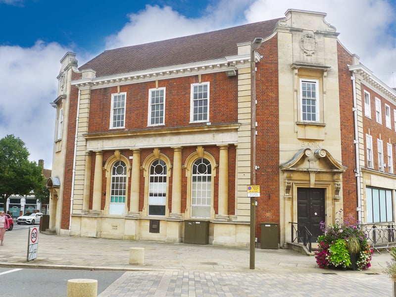 1-4 Leys Avenue - Office and Retail Unit for Lease, Letchworth Garden City, Hertfordshire