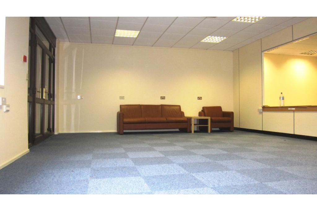 Peerglow Centre - Light Manufacturing Unit, Ware, Hertfordshire SG12 9QL