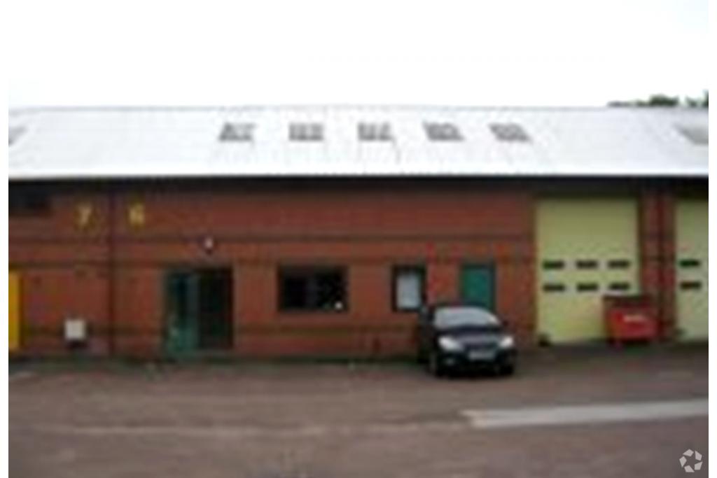 Peerglow Centre - Light Manufacturing Unit, Ware, Hertfordshire SG12 9QL
