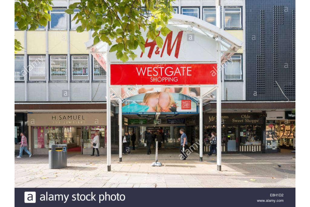 Queensway - Westgate Shopping Centre, Retail Unit (District Centre), Stevenage, Hertfordshire