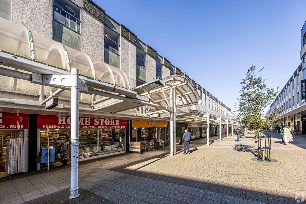 40-90 Queensway - Office Unit, Stevenage, Hertfordshire SG1 1EG