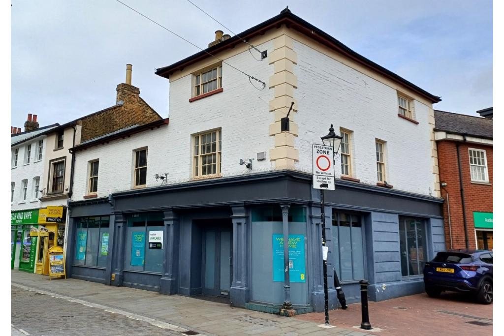 17-19 Railway St - Shopfront Retail Unit, Hertford, Hertfordshire SG14 1BN
