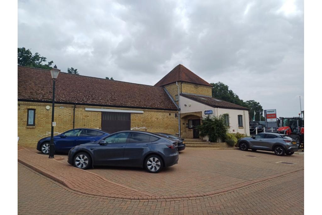 Sandy Ln - Warren Court - Office Space for Rent, Shefford, Bedfordshire