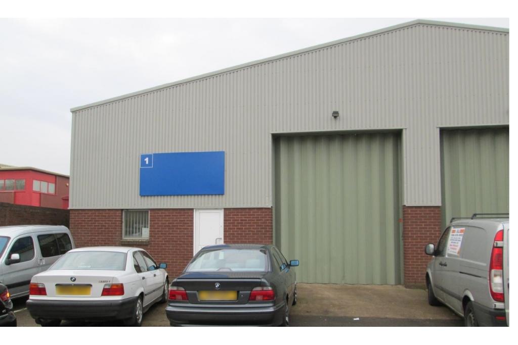 Such Close - Industrial Service Unit, Letchworth Garden City, Hertfordshire SG6 1JF