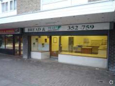 17 The Glebe - Shopfront Retail/Residential, Stevenage, Hertfordshire SG2 0DL