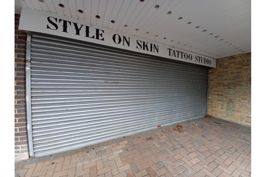 17 The Glebe - Shopfront Retail/Residential, Stevenage, Hertfordshire SG2 0DL