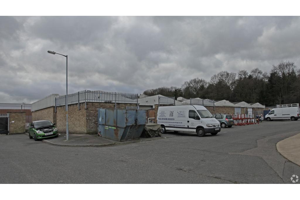 7-12 Wedgwood Gate - Industrial Service Warehouse, Stevenage, Hertfordshire