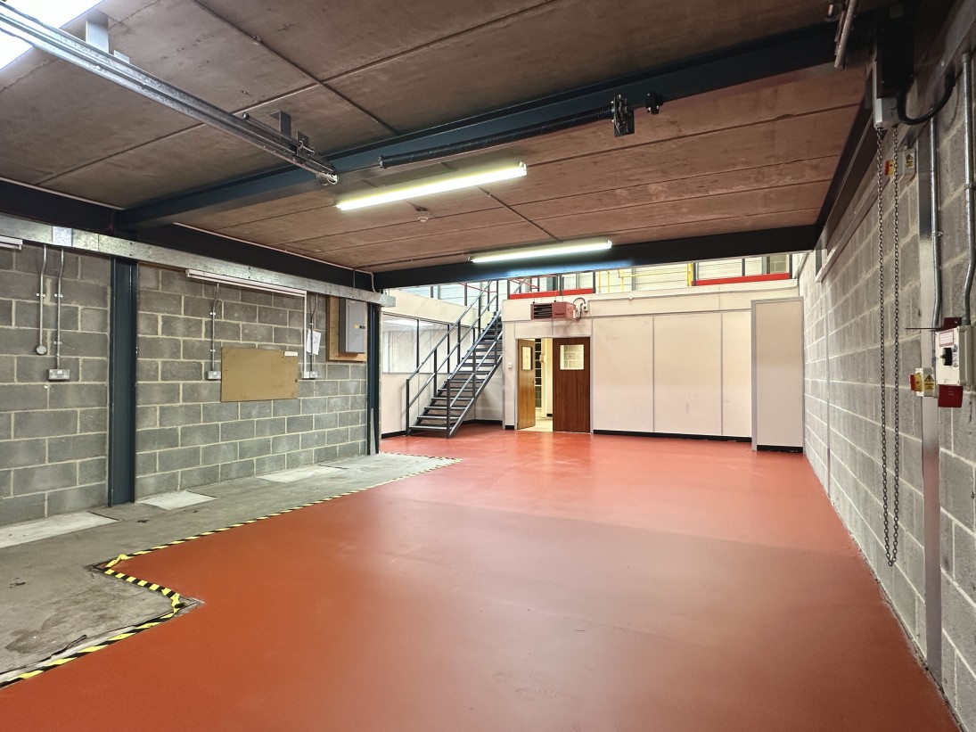 67 Wilbury Way - Warehouse, Hitchin, Hertfordshire SG4 0TY