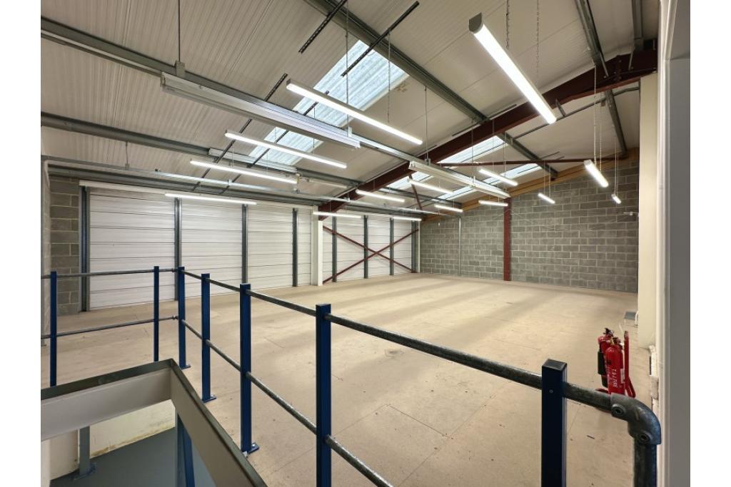 67 Wilbury Way - Warehouse, Hitchin, Hertfordshire SG4 0TY