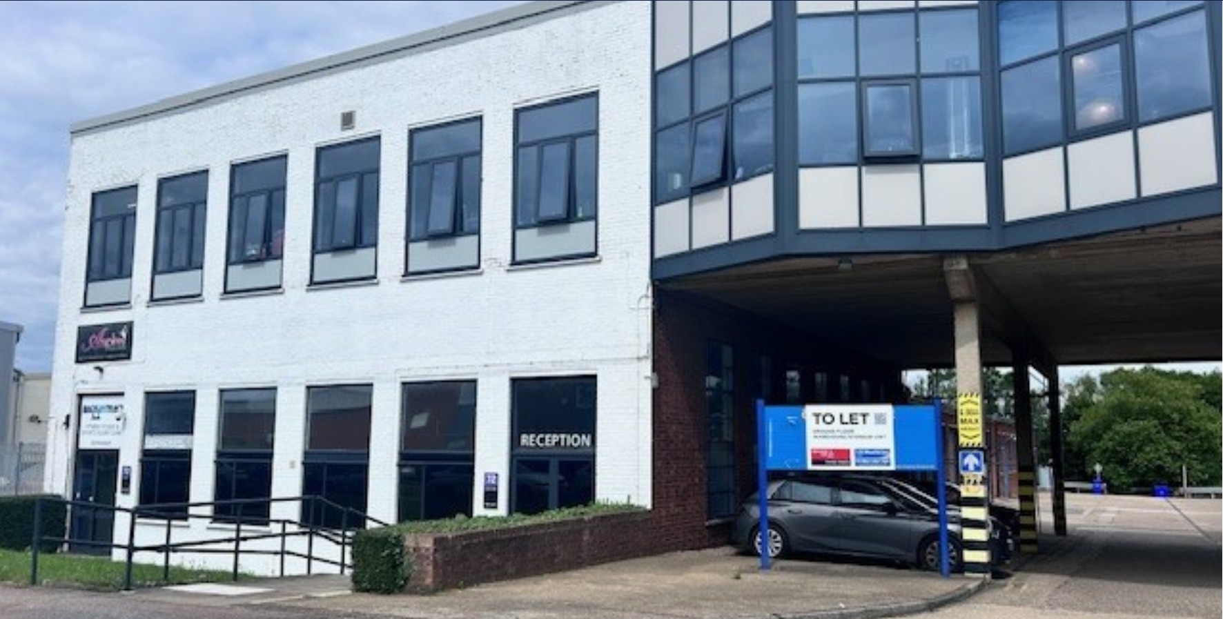 72 Wilbury Way - Warehouse, Hitchin, Hertfordshire SG5 0TP