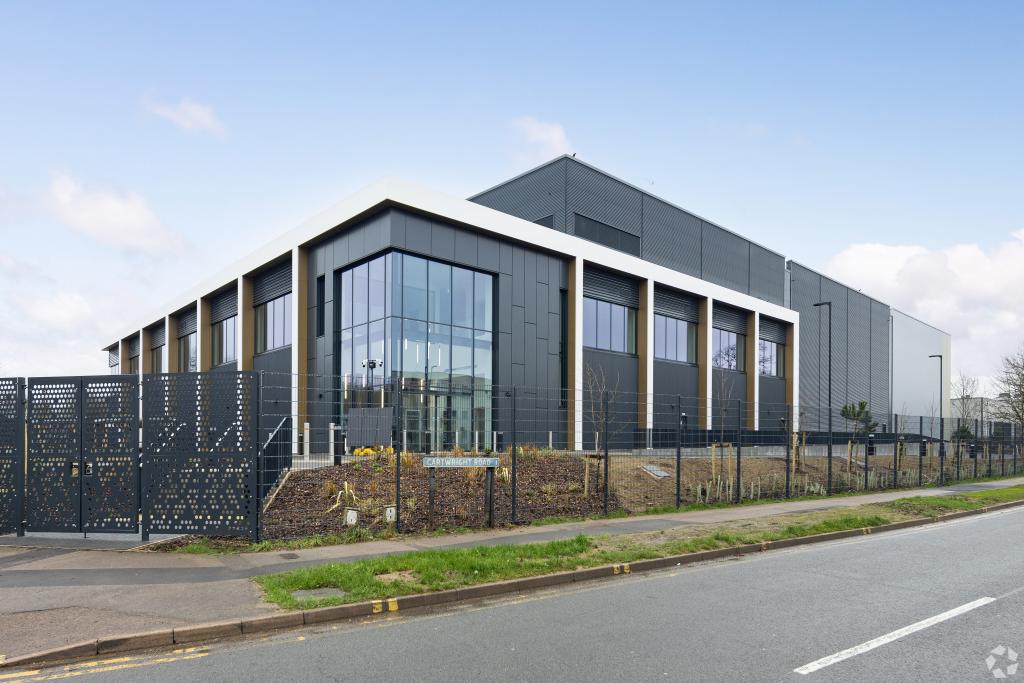 2 Cartwright Rd - Logistics Warehouse Space for Lease, Stevenage, Hertfordshire SG1 4QJ