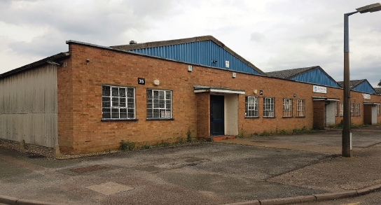Caxton Hl - Hertford Logistics Hub Unit 9 - Distribution Warehouse Space for Lease, Hertford