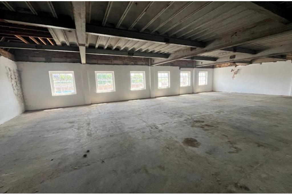 9-10 High Street - Retail Shopfront & Mixed-Use Property, Hitchin, Hertfordshire