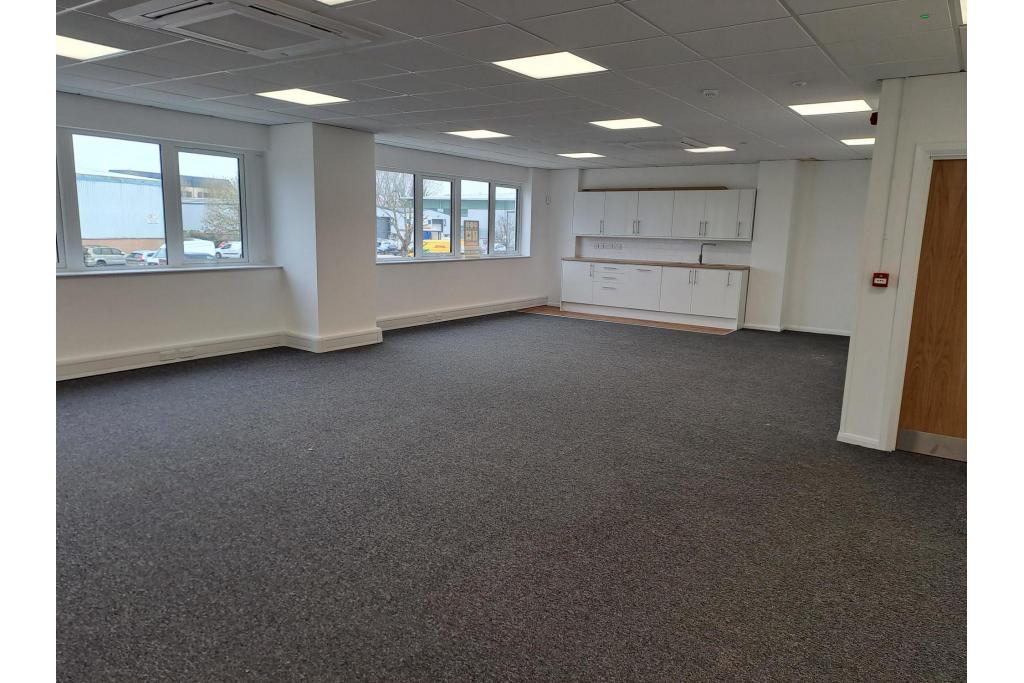 Merchant Drive - Industrial Warehouse Space for Rent, Hertford, Hertfordshire