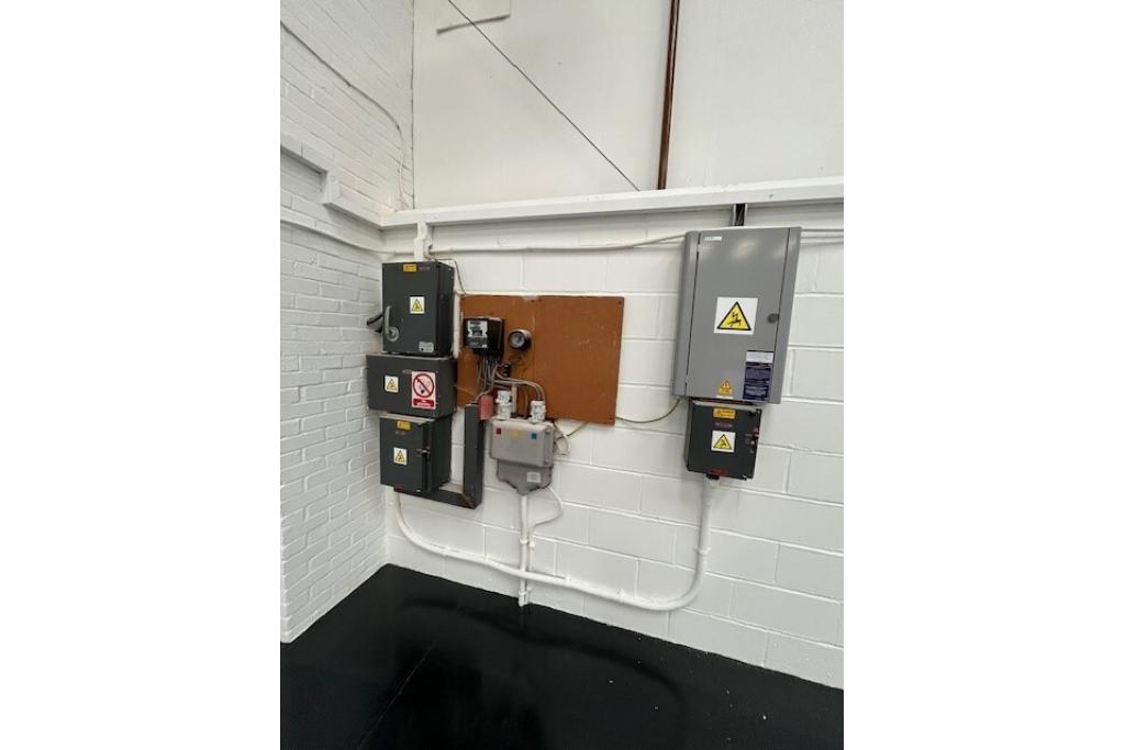 Merchant Drive - Industrial Warehouse Space for Rent, Hertford, Hertfordshire