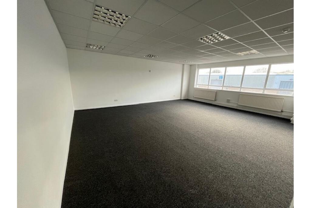 Merchant Drive - Industrial Warehouse Space for Rent, Hertford, Hertfordshire