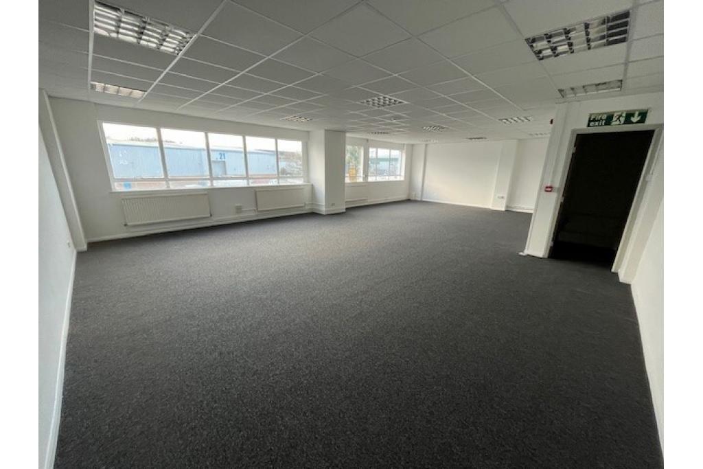 Merchant Drive - Industrial Warehouse Space for Rent, Hertford, Hertfordshire