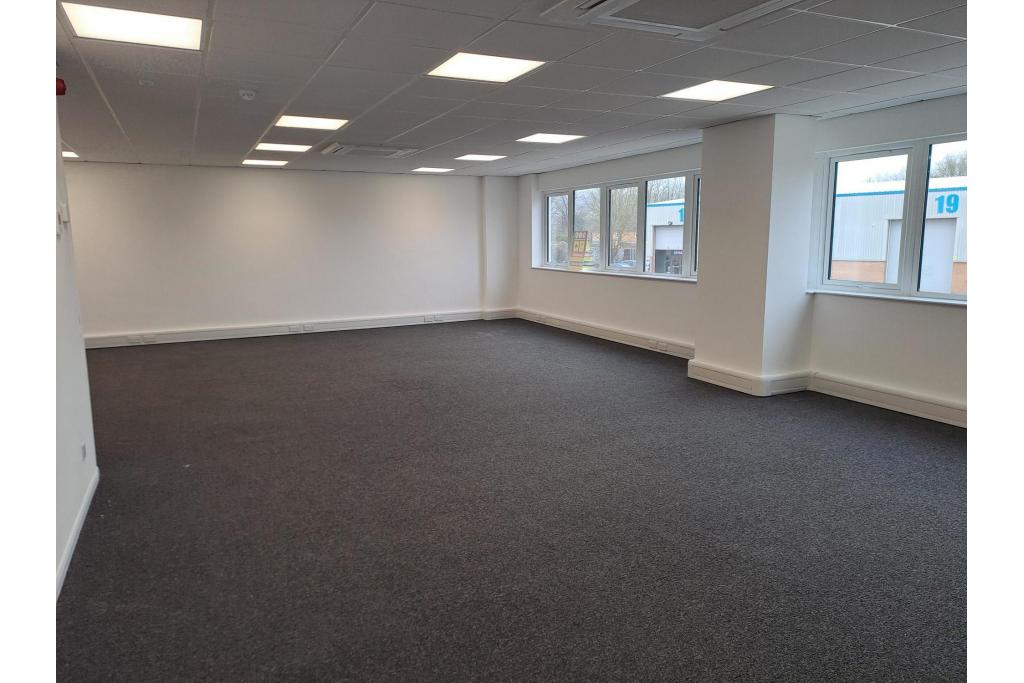 Merchant Drive - Industrial Warehouse Space for Rent, Hertford, Hertfordshire