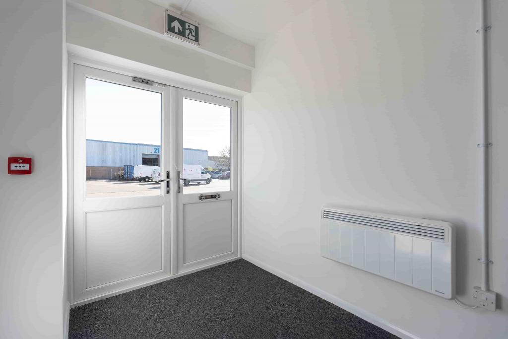 Merchant Drive - Industrial Warehouse Space for Rent, Hertford, Hertfordshire