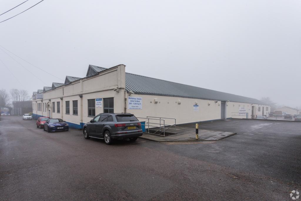Works Rd - Industrial Warehouse Space for Rent, Letchworth Garden City, Hertfordshire SG6 1FR