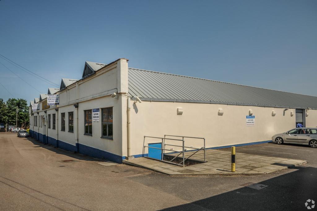 Works Rd - Industrial Warehouse Space for Rent, Letchworth Garden City, Hertfordshire SG6 1FR